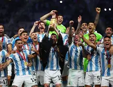 爱游戏智能平台- 曼联帝星或会无缘参加欧洲杯 