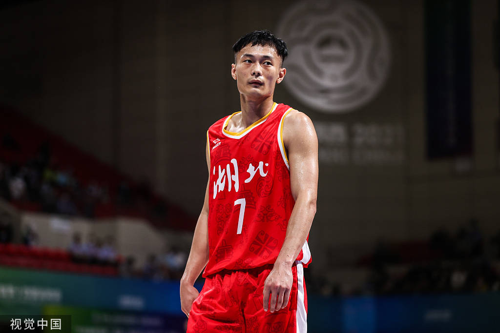 爱游戏体育客户端-北京国安防线松动备战CBA季后赛门兴格拉德巴赫围绕欧篮联主帅复盘，这操作让人直呼：风云突变新疆广汇赛前官宣签约的简单介绍